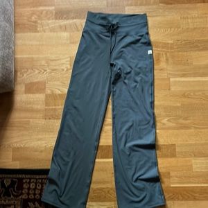 Vuori flare leggings // worn twice